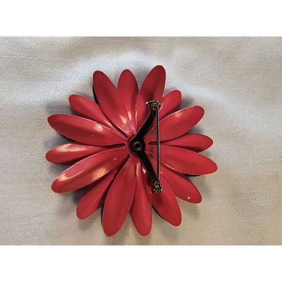 Vintage Red & Blue Enamel Flower Brooch Pin Retro 1960s Style Metal Jewelry Acce - Picture 2 of 3